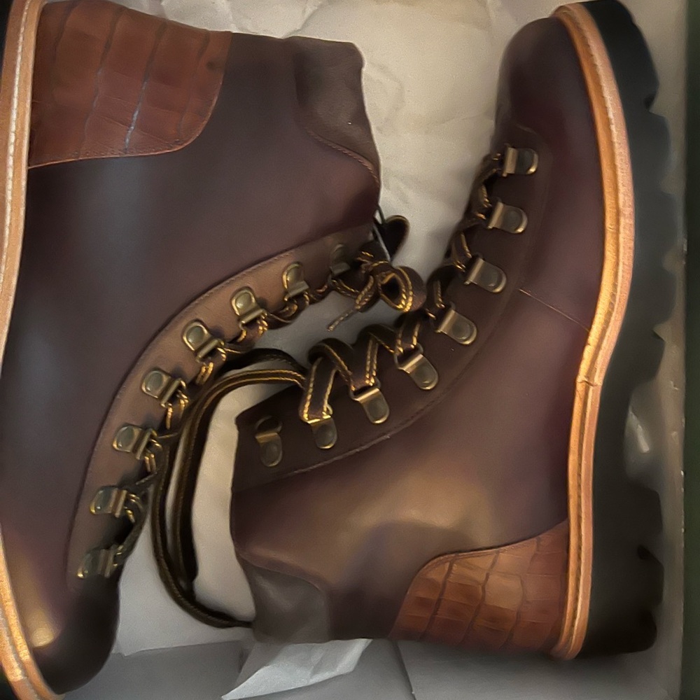 Joules Brown Leather hiking boots-Brand New in box  Size 10